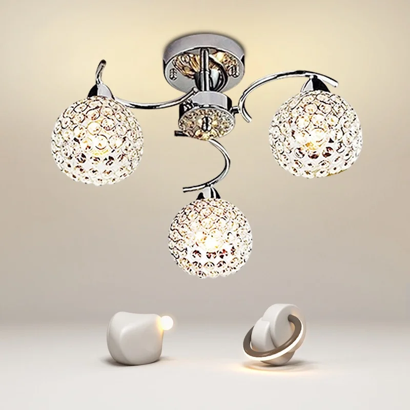 Lustre-de-cristal-com-brilho-LED-lustres-modernos-para-sala-simples-e-modernos-3-cabe-as.webp